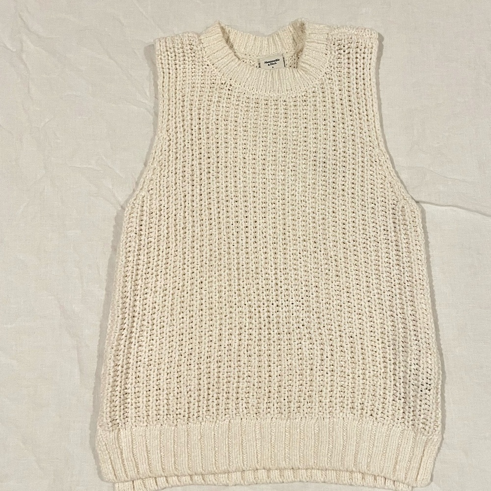 Abercrombie sweater top